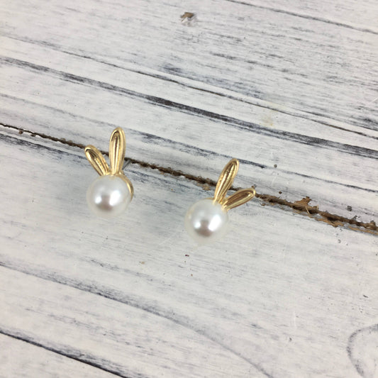 Pearl Bunny Earrings