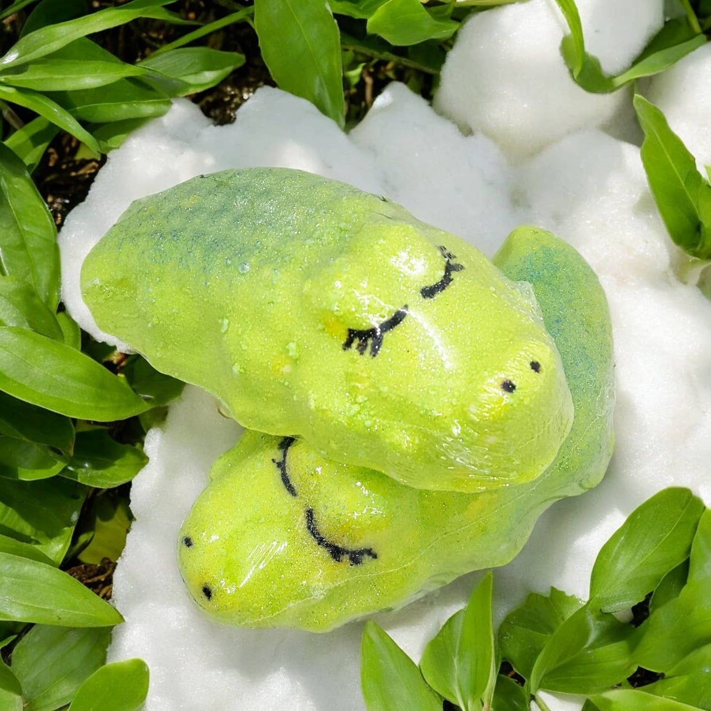 Snazzy Gator Green Apple Bath Bomb